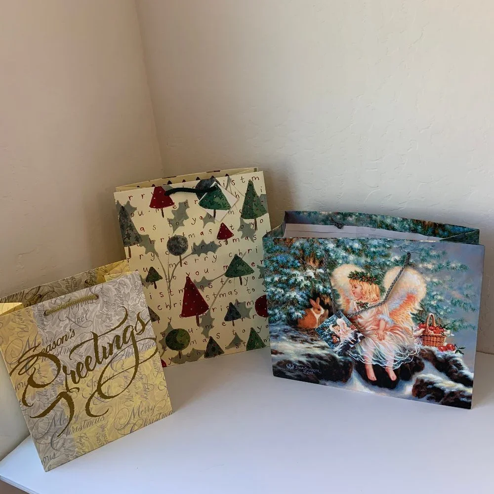 Gift Bags Set of 6 Christmas Holiday Angel Assorted Sizes & Colors 6 PC